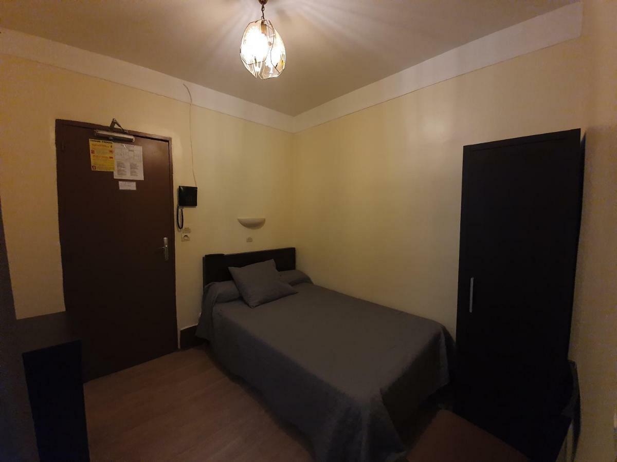 Hotel Anya Париж Екстер'єр фото